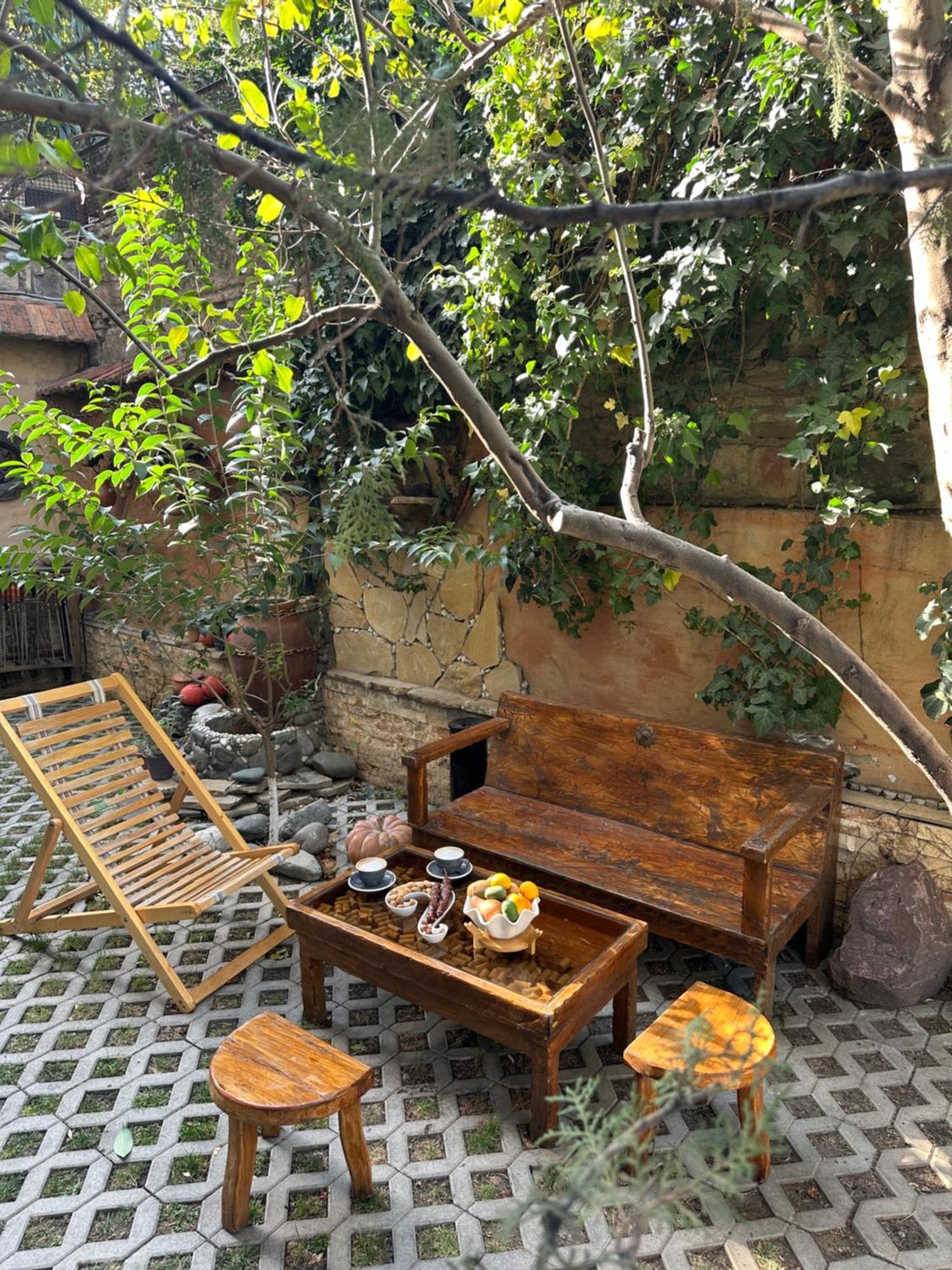 Wine Hills Hotell Tbilisi Eksteriør bilde