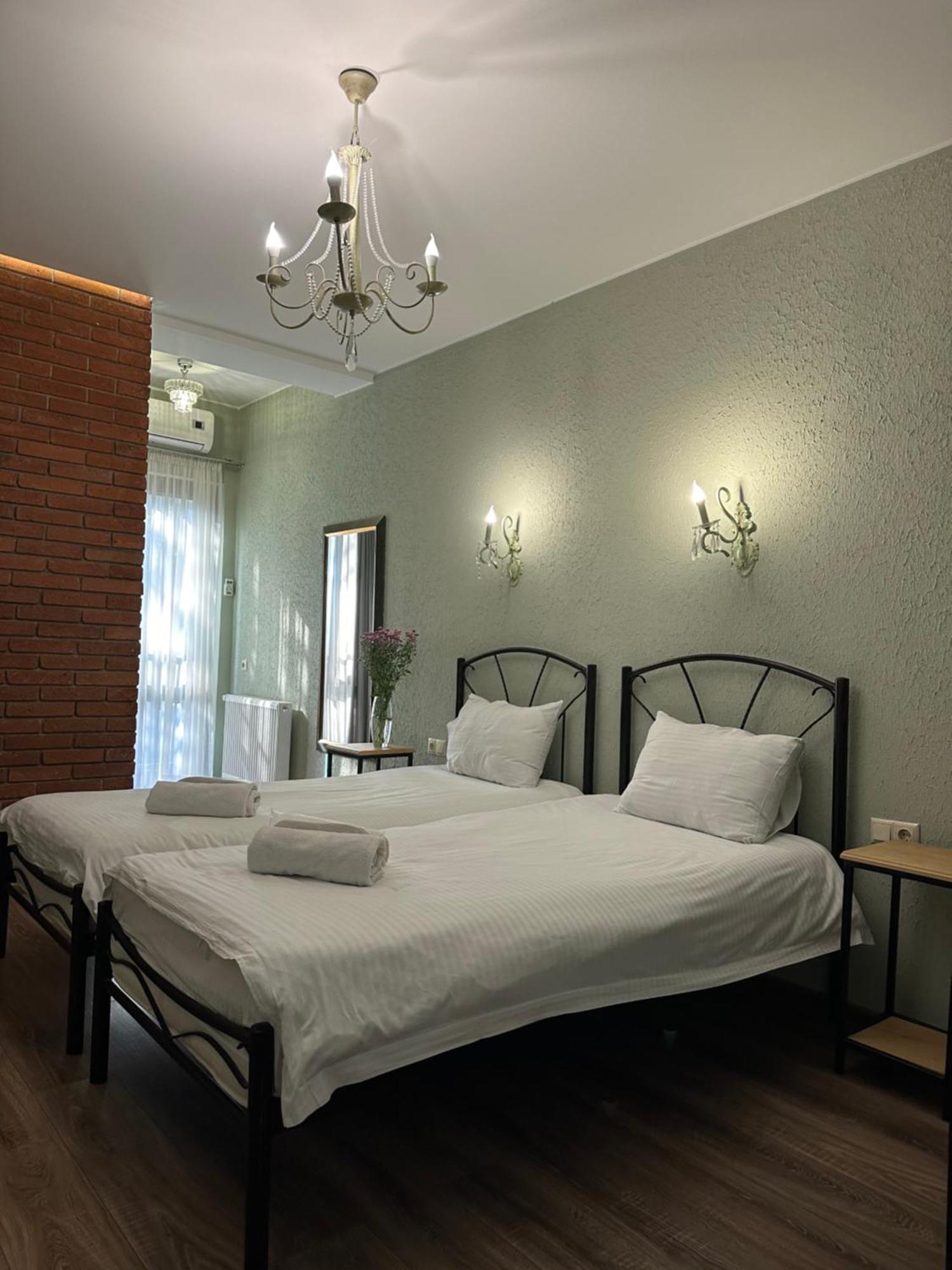 Wine Hills Hotell Tbilisi Eksteriør bilde