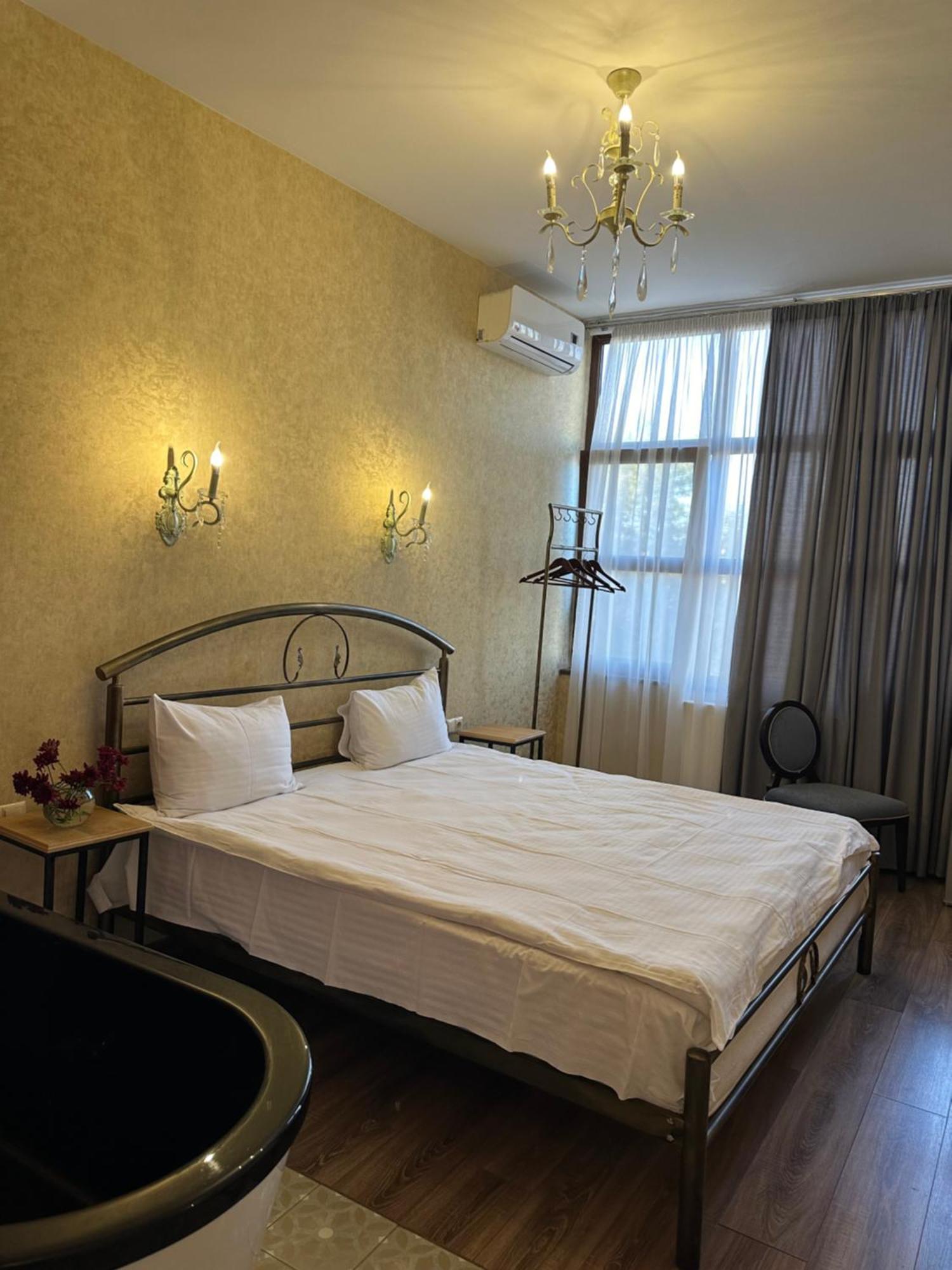 Wine Hills Hotell Tbilisi Eksteriør bilde