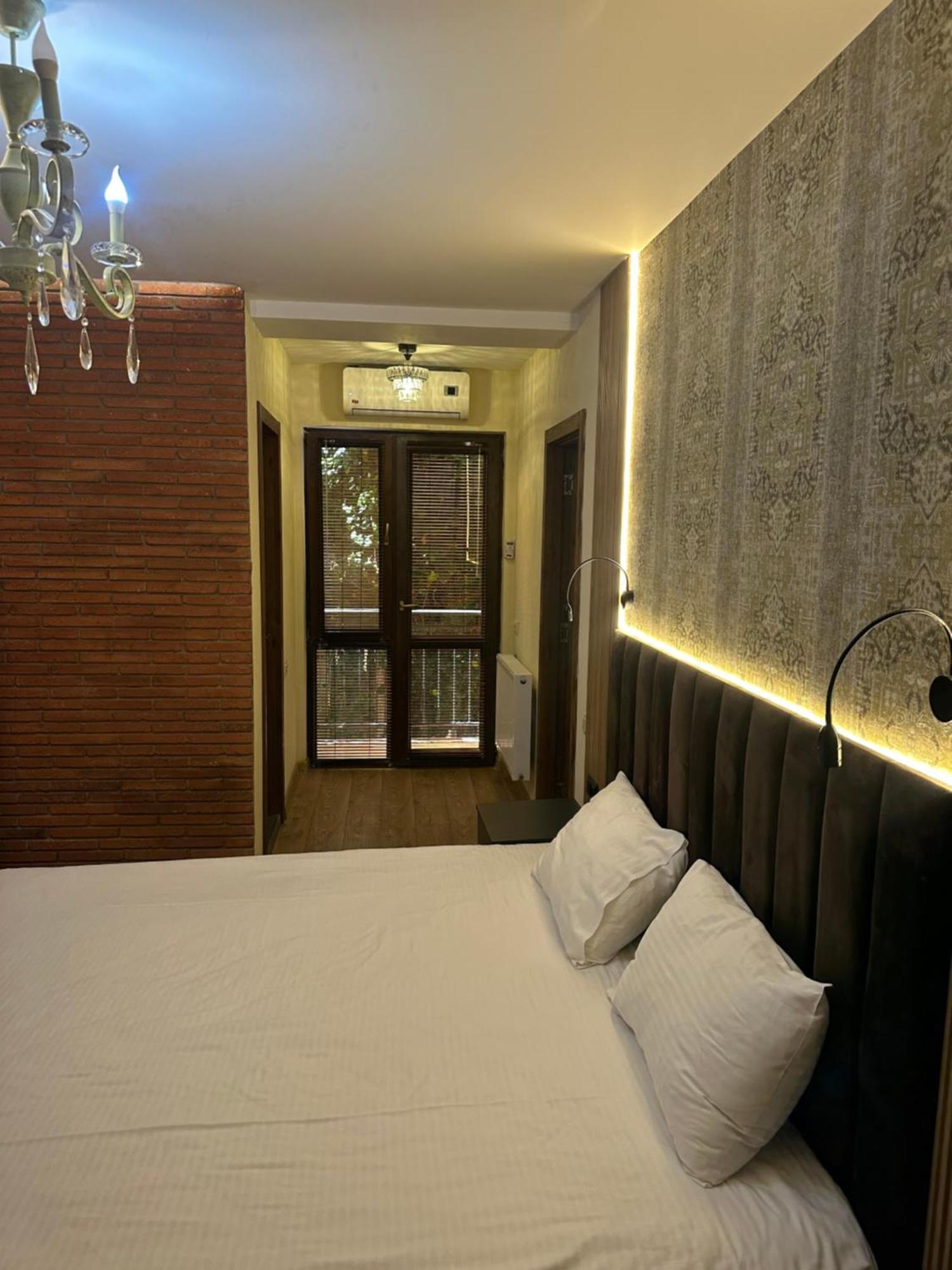Wine Hills Hotell Tbilisi Eksteriør bilde
